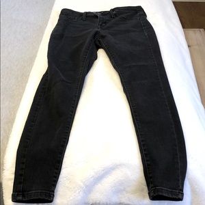 Black high waisted jeans